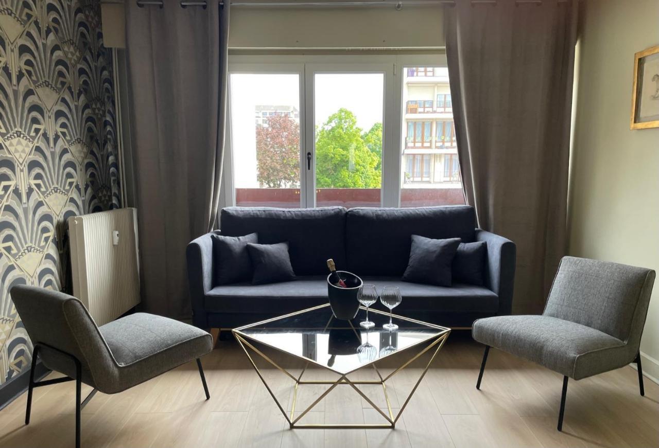 Appartement De Charme Au Pied De La Basilique Saint Remi Реймс Екстериор снимка